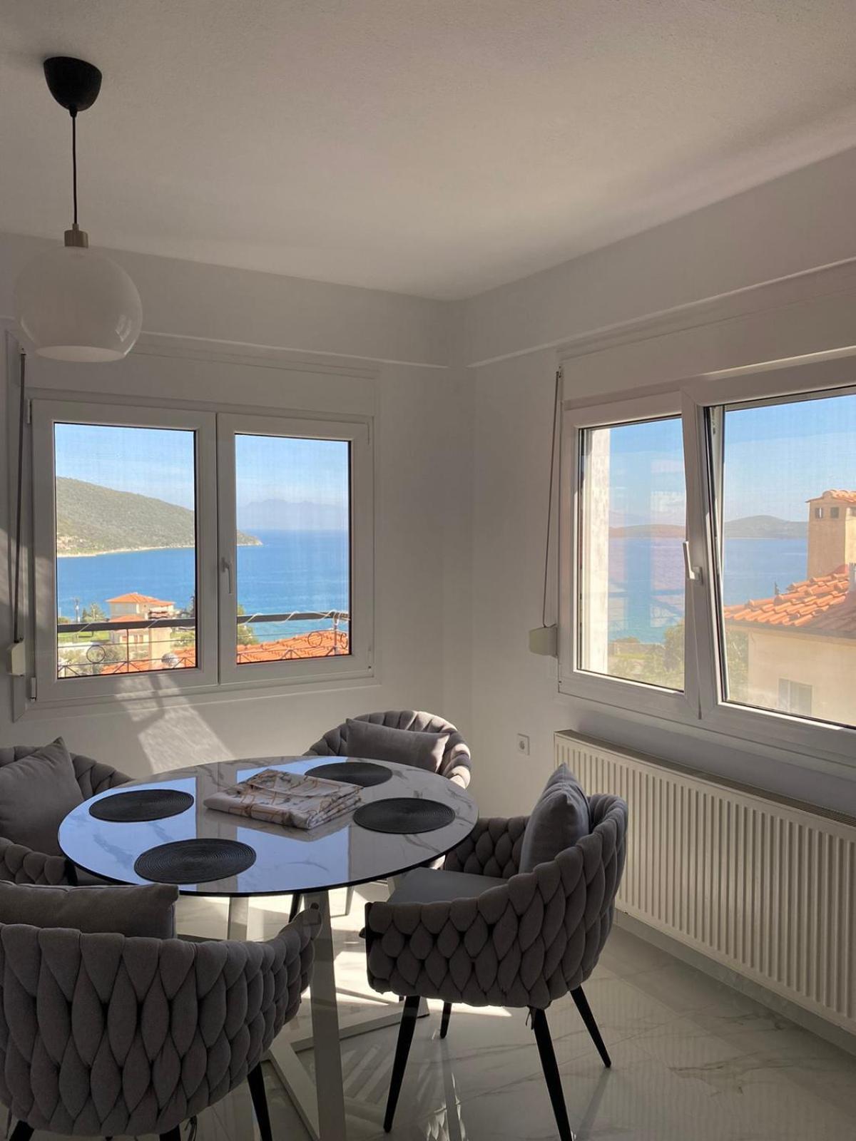 Ellis-Suites Nea Peramos Kavala 외부 사진