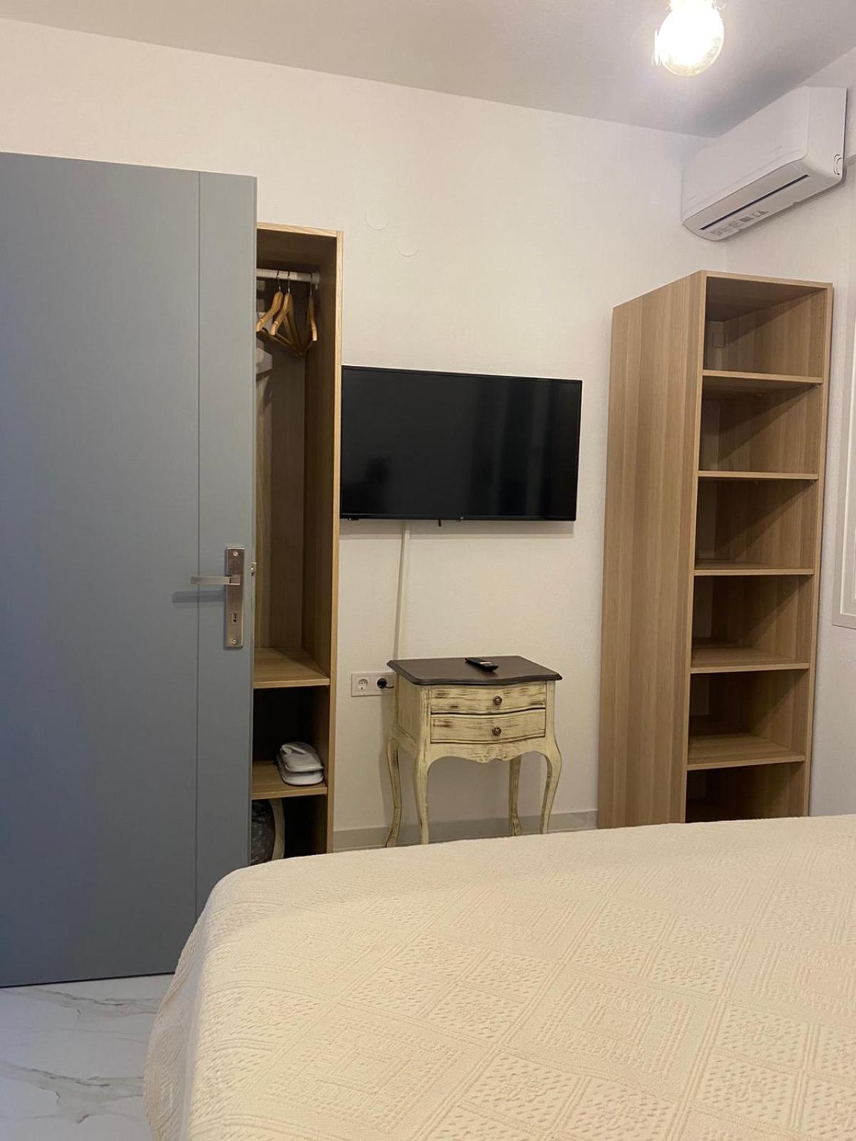 Ellis-Suites Nea Peramos Kavala 외부 사진