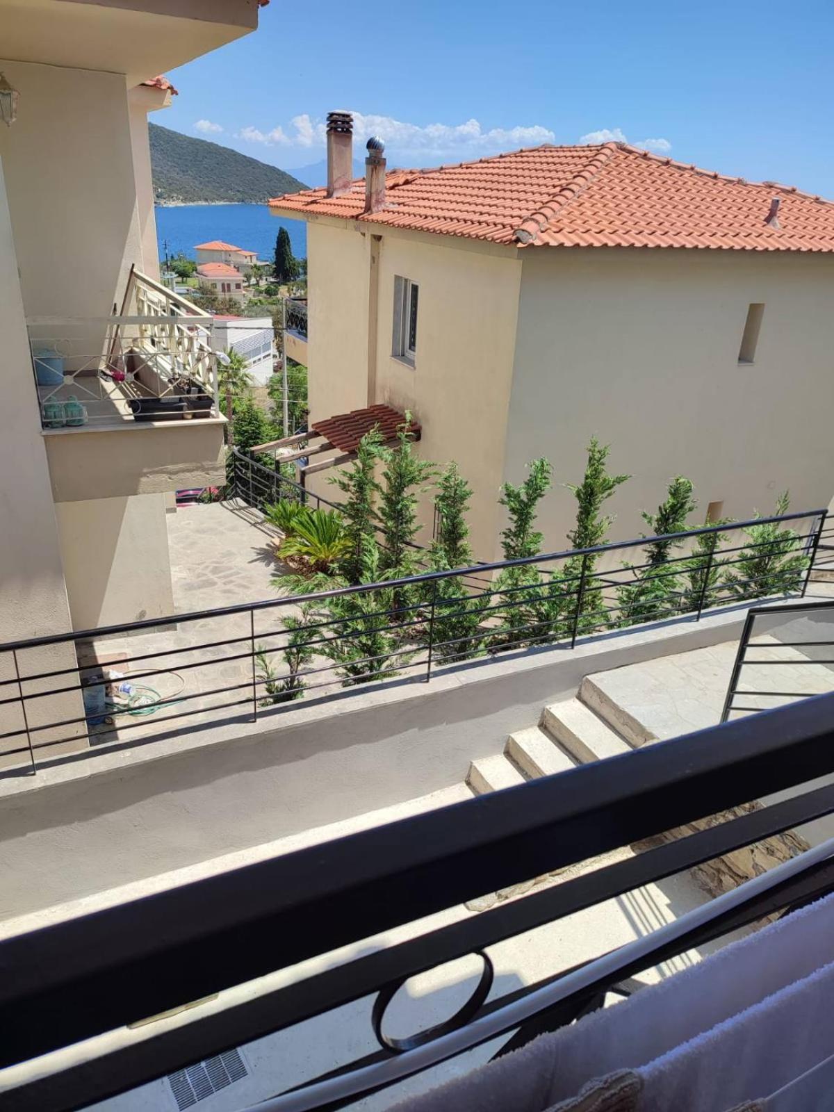 Ellis-Suites Nea Peramos Kavala 외부 사진